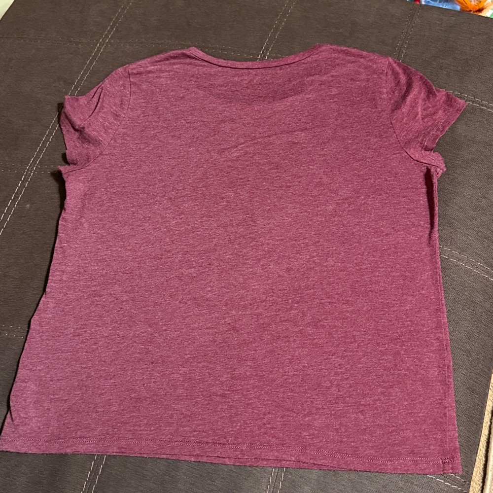 AMERICAN EAGLE OUTFITTERS T-Shirt 🦅 - Picture 4 of 10